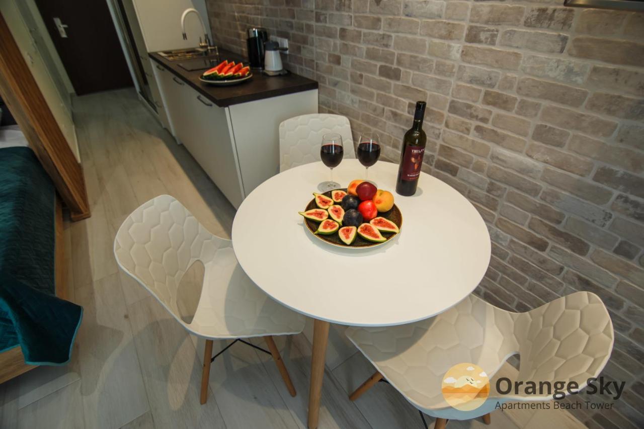 Orange Sky Apartments Beach Tower Batumi Exterior photo